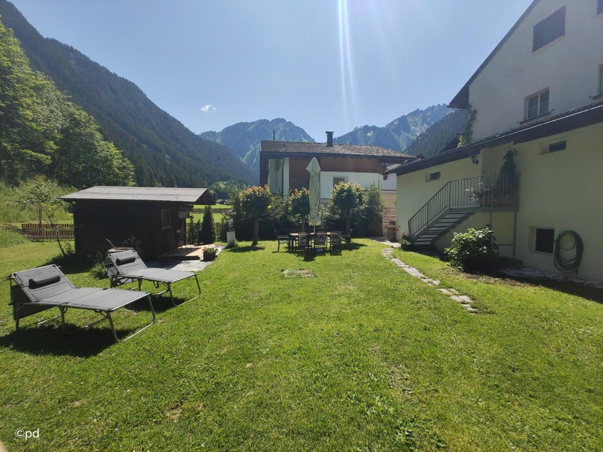 Alpenchalet Dona Partenen Εξωτερικό φωτογραφία